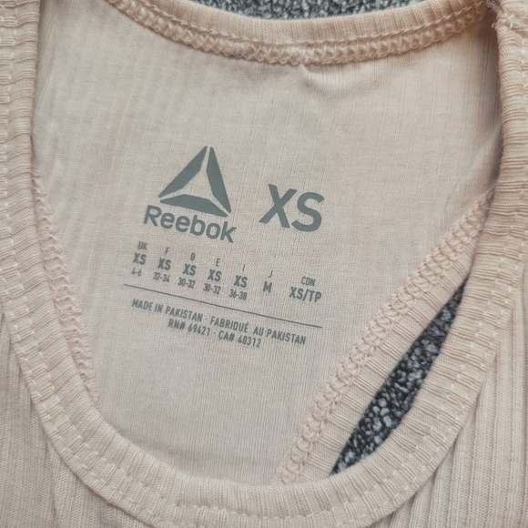 Reebok ribbed tank - Picture 6 of 6